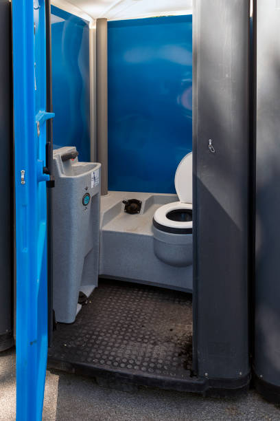 Best Sanitation services for porta potties  in Lla Lla, WA